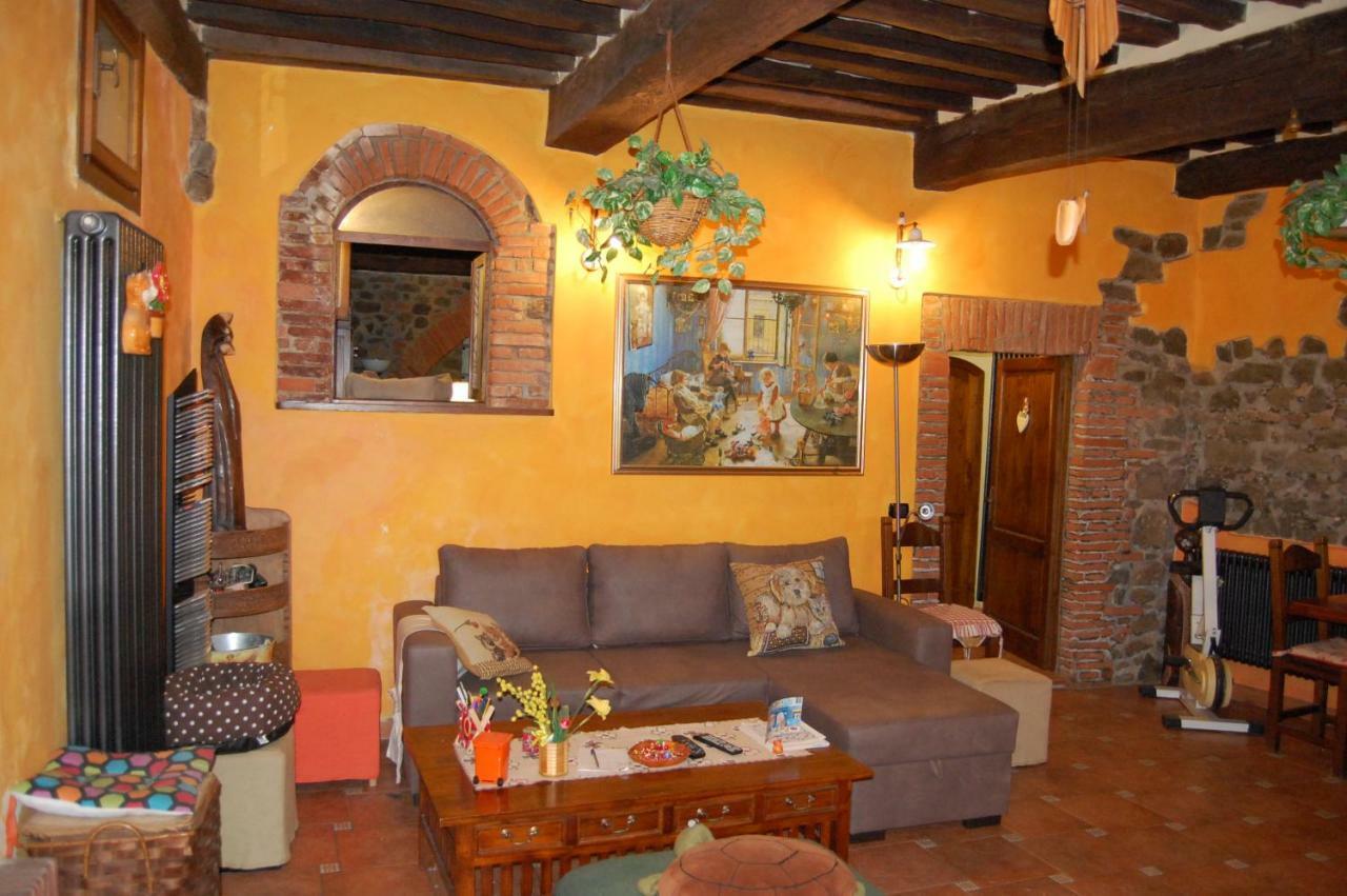 דירות באניי די לוקה Casa Arcobaleno מראה חיצוני תמונה